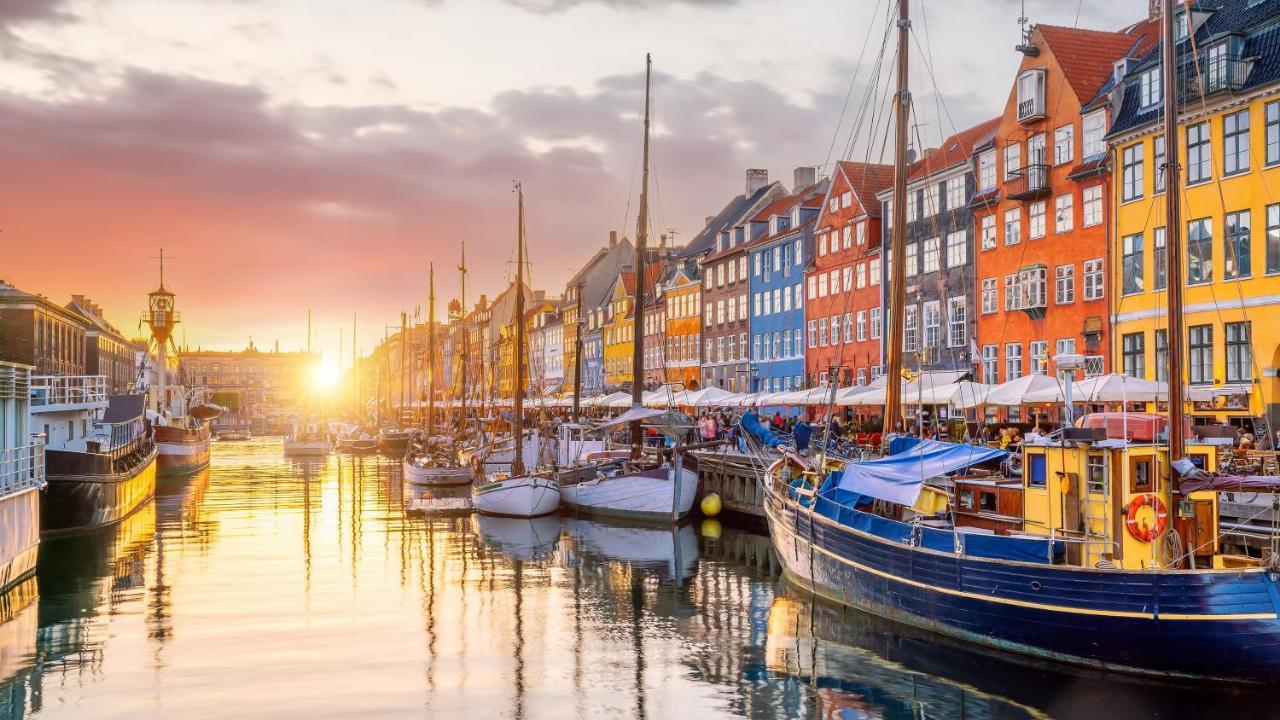 Lavish 4Br Apartment In The Heart Of Cph By The Canals Copenhaga Exterior foto
